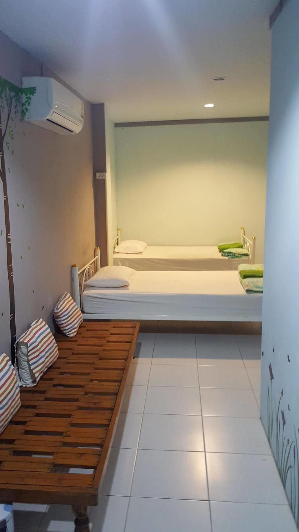 ภูเก็ตบลู โฮสเทล Phuket ภายนอก รูปภาพ