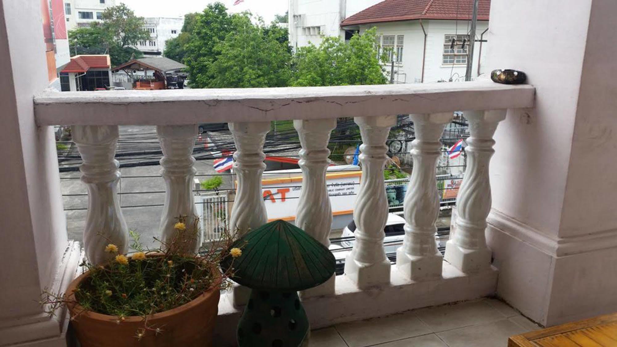 ภูเก็ตบลู โฮสเทล Phuket ภายนอก รูปภาพ